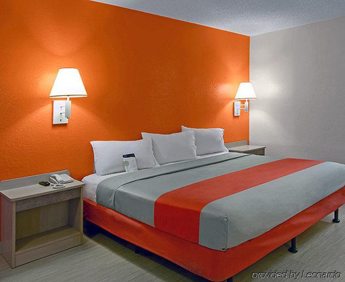 Red Roof Inn Rochester - Airport Zewnętrze zdjęcie